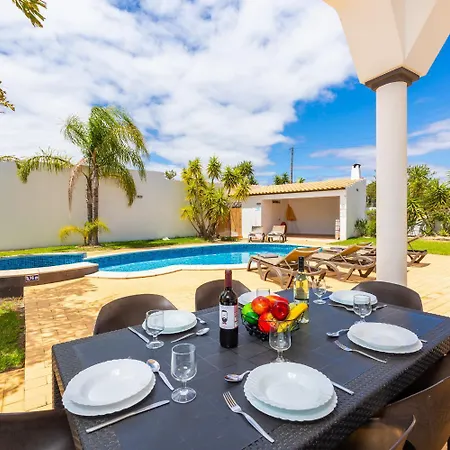 Casa Amendoeira Large Private Pool Wifi Albufeira